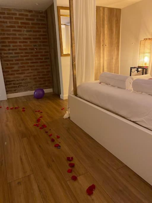 Guest House Privee Ezanville ภายนอก รูปภาพ