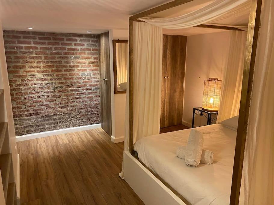 Guest House Privee Ezanville ภายนอก รูปภาพ