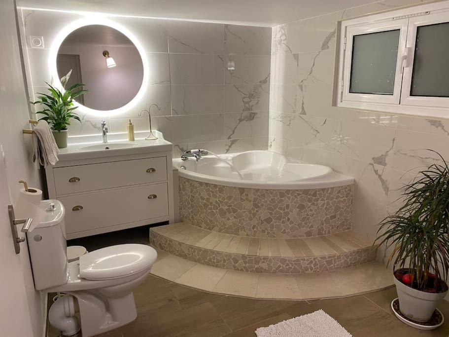 Guest House Privee Ezanville ภายนอก รูปภาพ