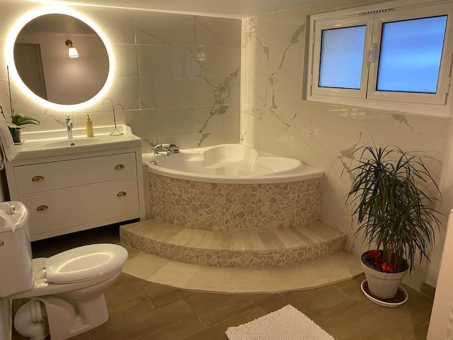 Guest House Privee Ezanville ภายนอก รูปภาพ